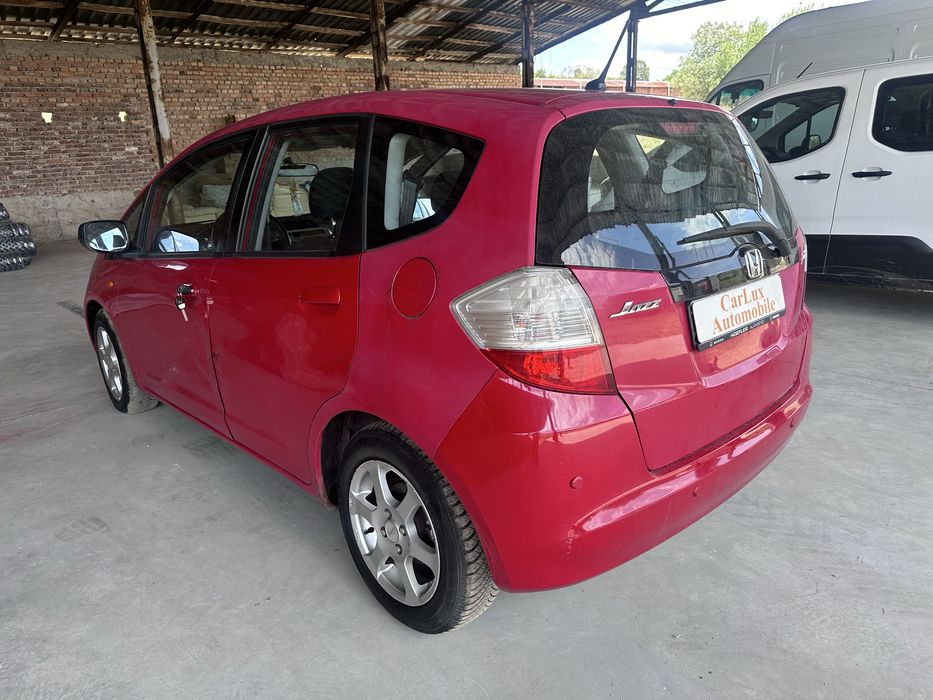 Honda Jazz / Хонда Джаз 1,2 и 1,4 2010г На части