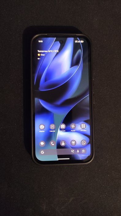 Продаю свой личный Pixel 9A