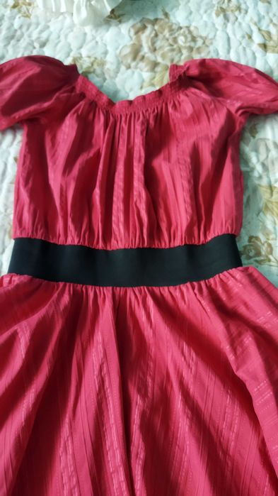 Официални дамски рокли