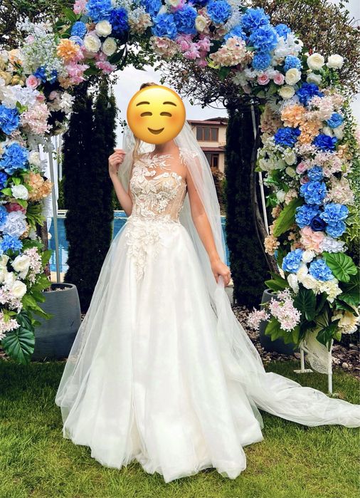 Сватбена рокля