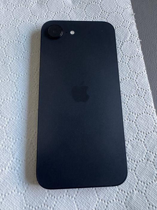Iphone 17e ( 256 gb )