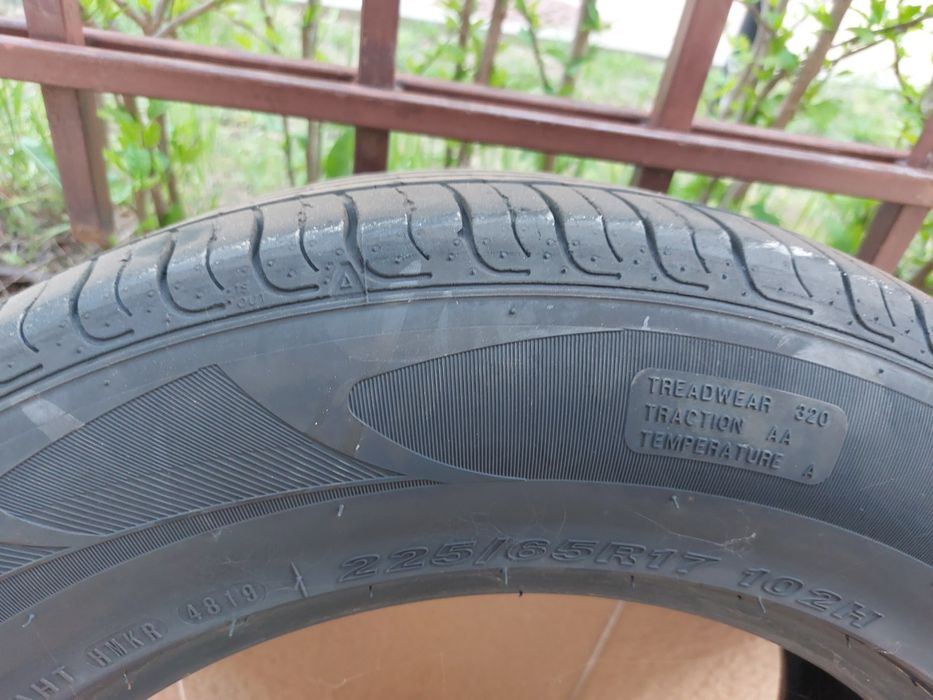 Гуми 225 /65 /R17