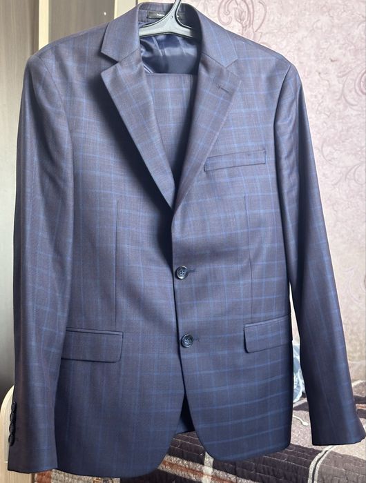 Мужской костюм размер 46