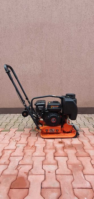 Inchiriere placa compactoare (vibratoare) - 140Ron/24h