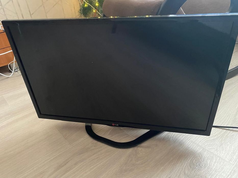 Продам телевизор