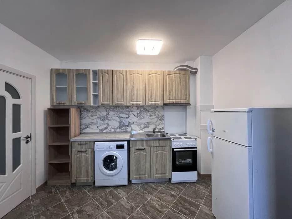 Дава се под наем Двустаен апартамент в Варна, Аспарухово - 50 кв.м за 500 € - Снимка #1