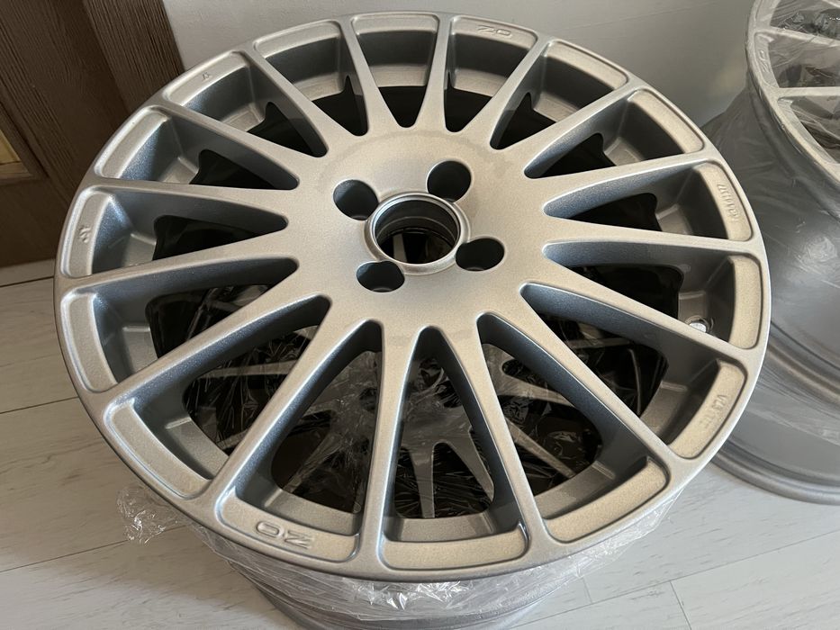 Jante OZ Racing 4x100 R17