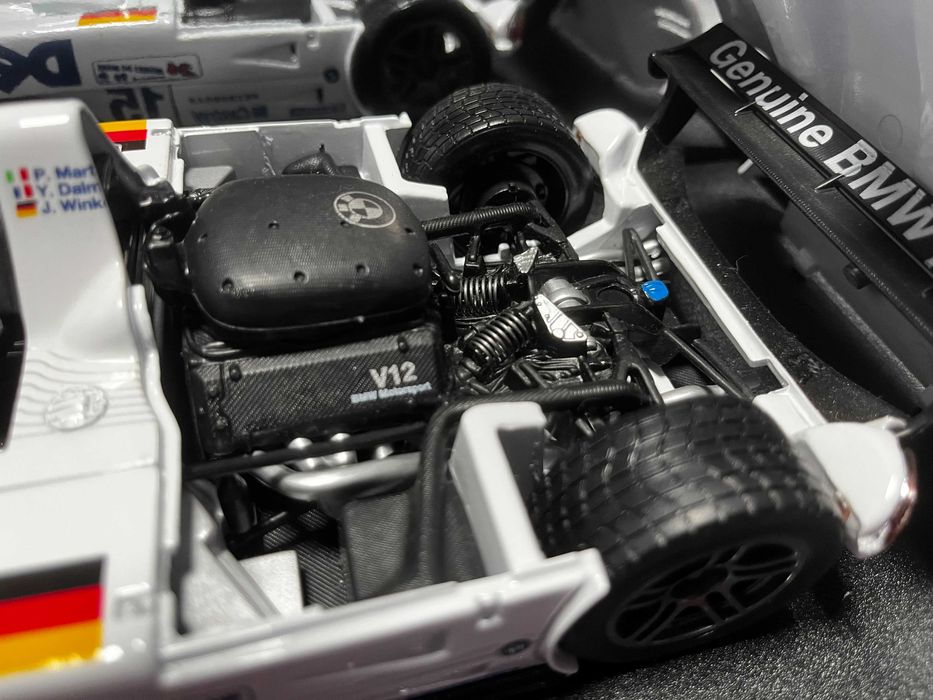 Колекционерки модел метална количка MAISTO BMW V12  LMR LE MANS 1999г.