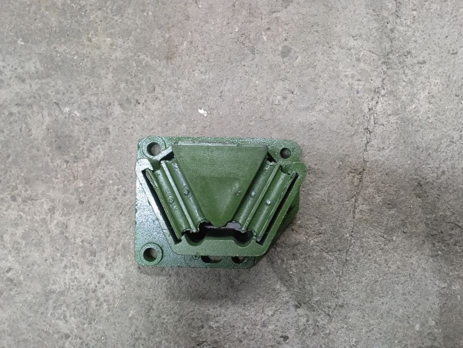 Опора двигателя шахман shacman