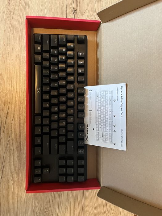 HyperX alloy origins core/ Glorius model D