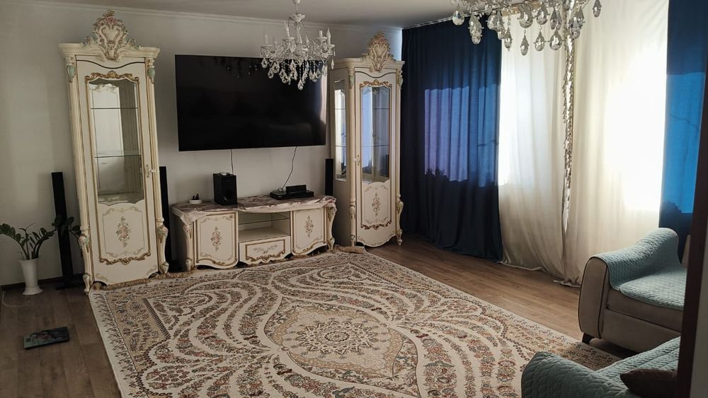 Сдам по суточно 3-х комн. квартира