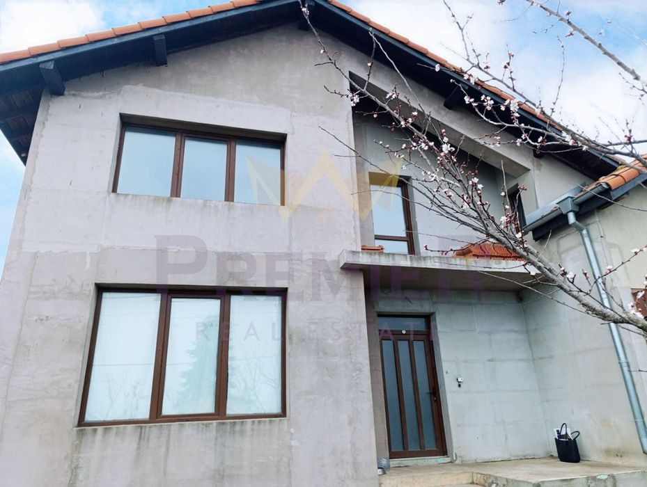 Продава се Къща в Варна, м-т Боровец - юг - 150 кв.м за 1494 €/кв.м - Снимка #10