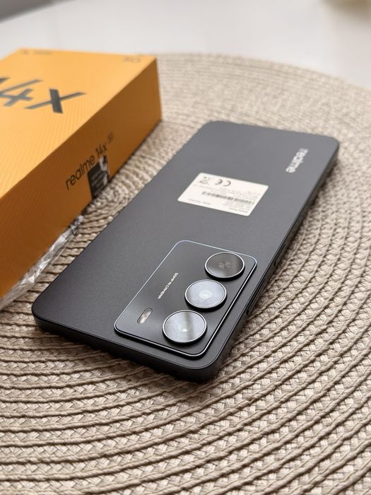 Realme 14x   Нов