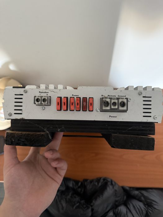 Subwoofer + Amplificator