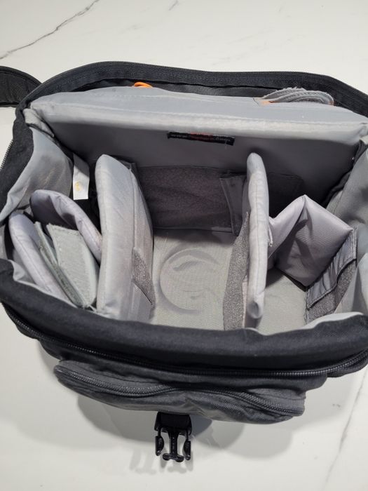 Canon 77d с обективи и подаръци