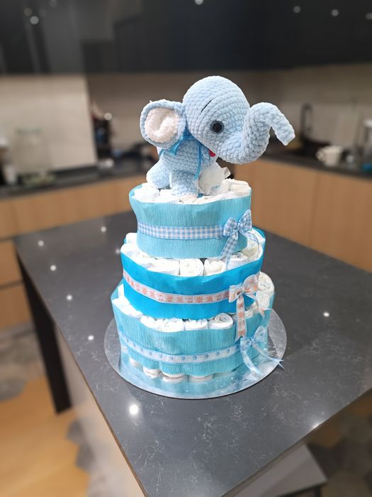 Торта от памперси / идея за подарък