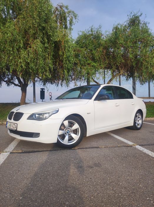BMW Seria 5 2009 — imagine 2