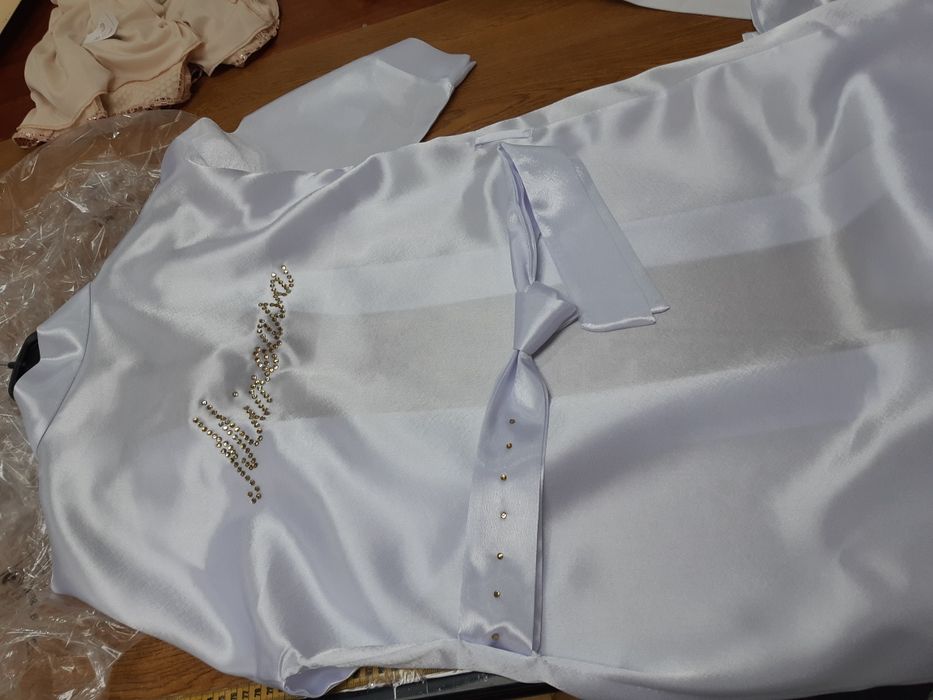 Halat mireasă satin alb