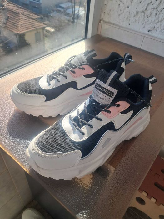 Спортни маратонки