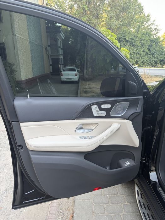 Mercedes benz gls 450 4 matic 2019 yil 89.000 km kraska 99% toza