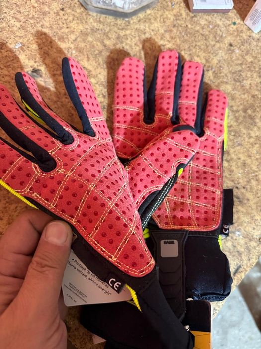 Перчатки рабочие