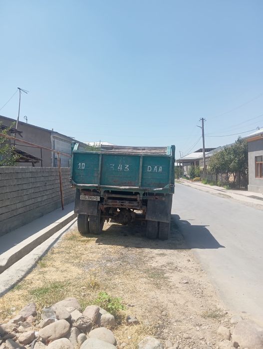 Зил 130 сотилади