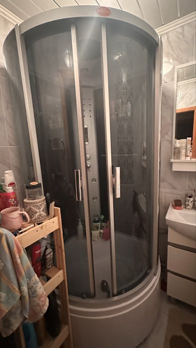 Душевая кабина б/у самовывоз Срочно!!!