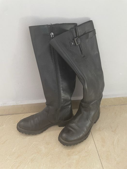 Продам зимнюю обувь