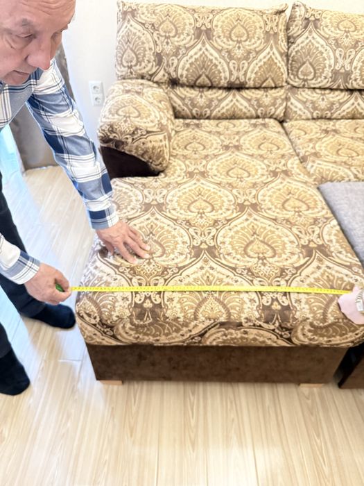 Диван в хорошем состоянии