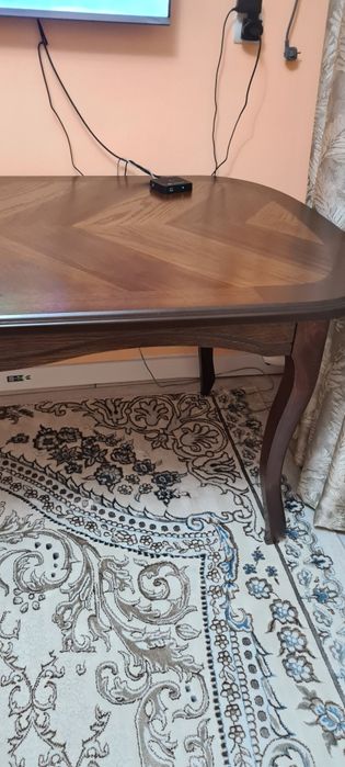 Стол деревянный, орех цвет