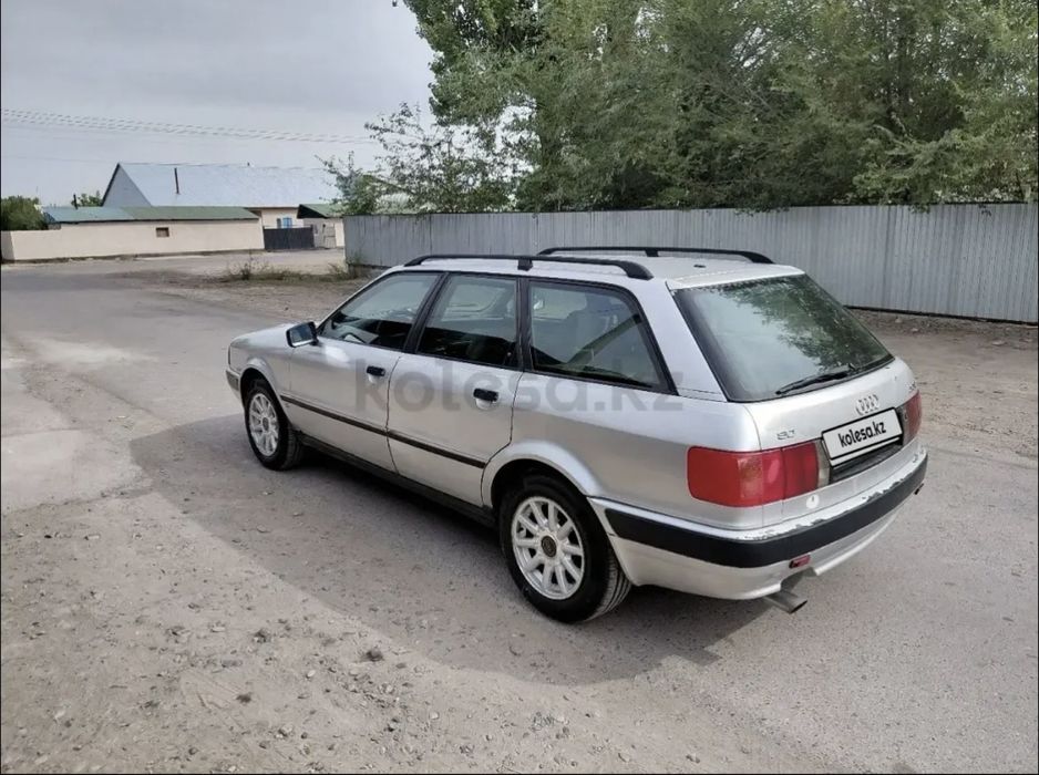 Ауди В4 в хорошем состоянии