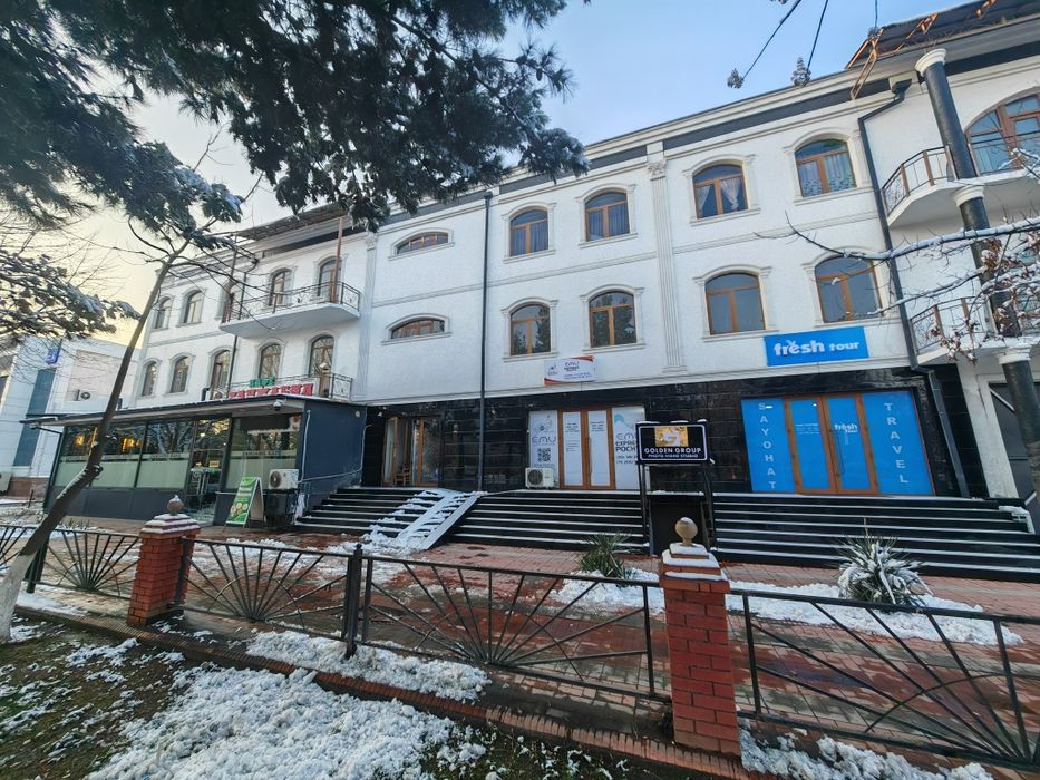 Binoning 2-3-qavatlari ijaraga beriladi.