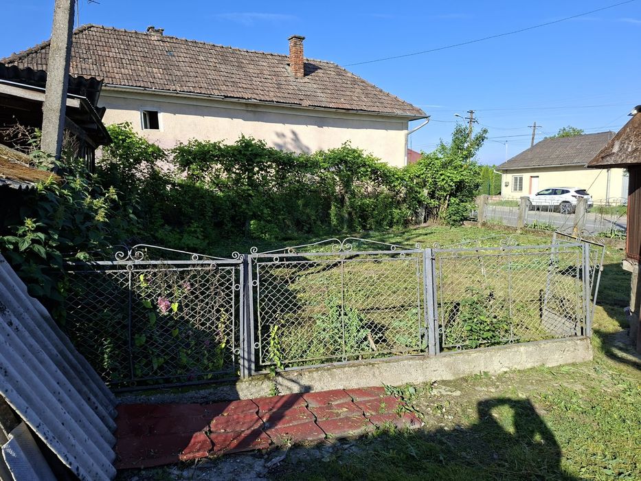 Vand casa in Mica