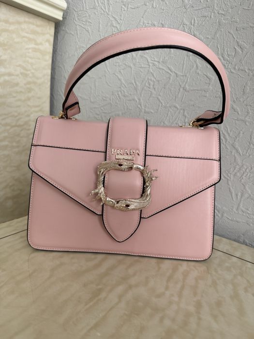 сумки гуччи и прадо