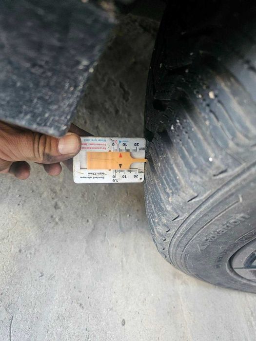 Оригинални 19" AMG джанти с почти нови зимни гуми Hankook 245/45/19 за Mercedes