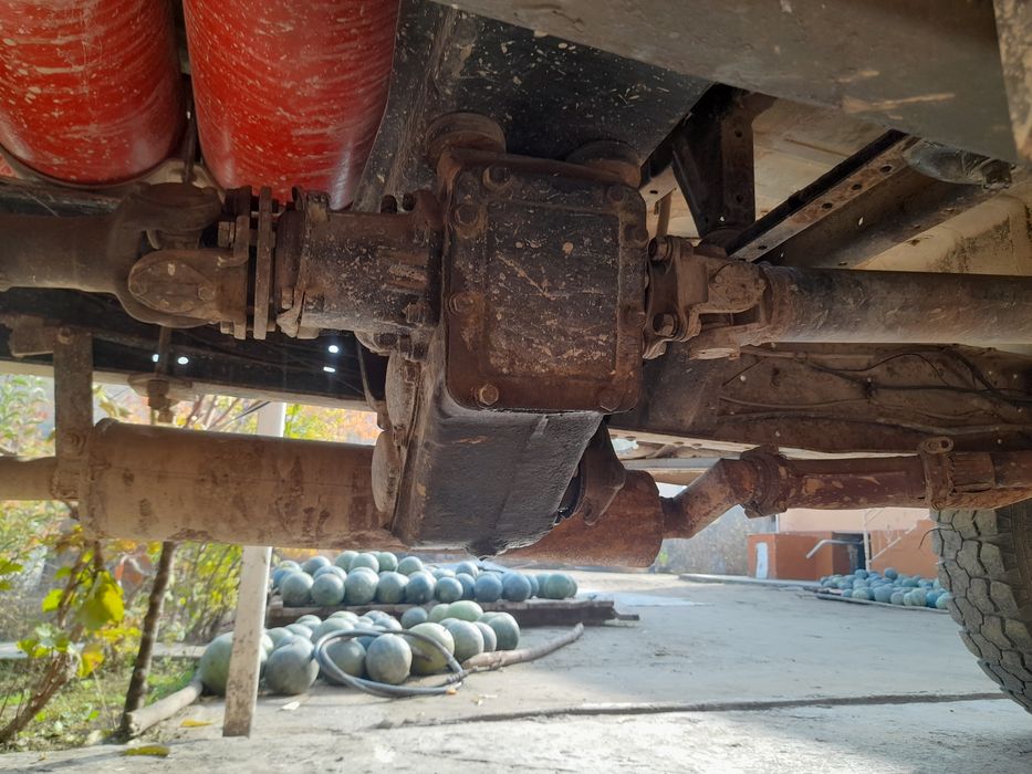 Gaz 53 bartaviy unversal kuzip kutariladi