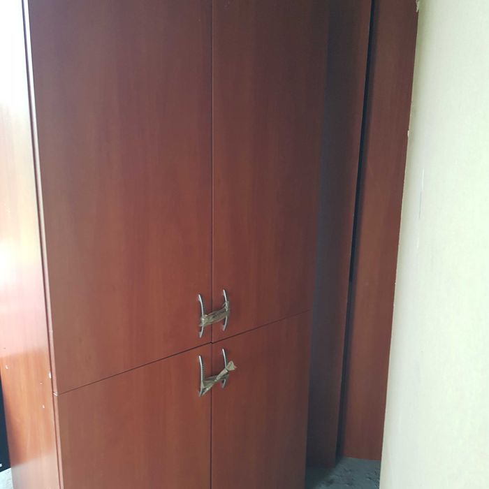 Офис обзавеждане
