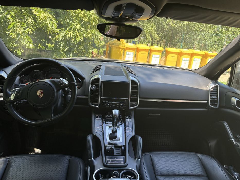 Porsche  Cayenne