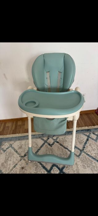 Стол для кормления детей