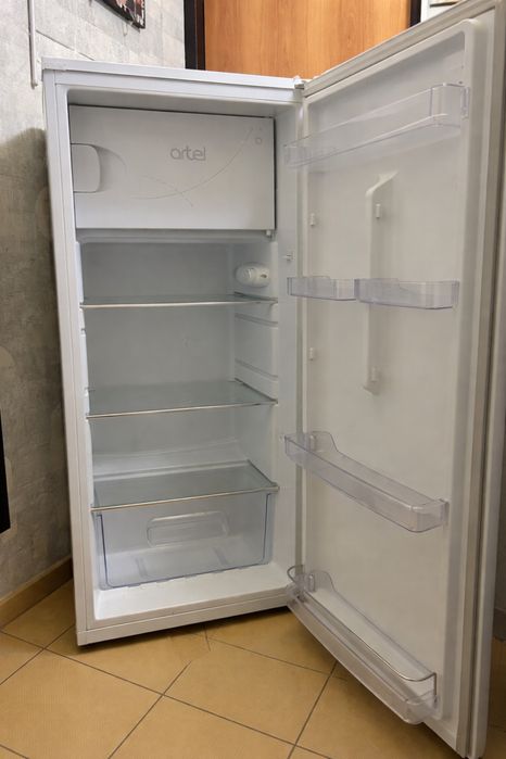 Холодильник Artel