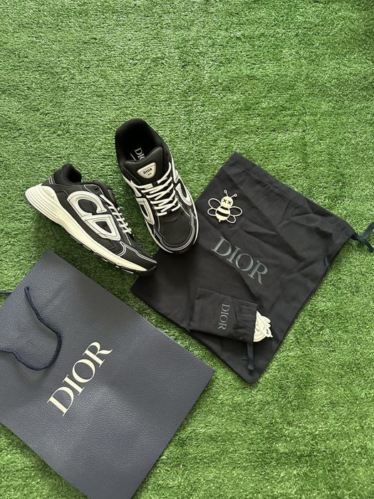 Dior B30 Sneakers – Black & White