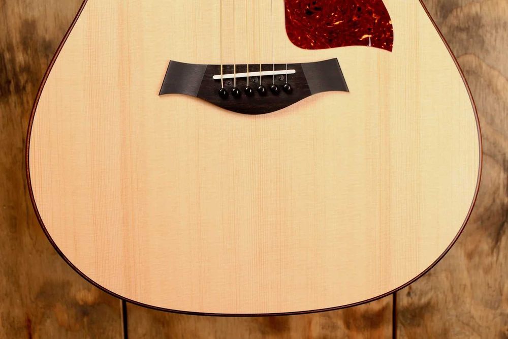 Chitara electro acustica Taylor American Dream 17 AD17e Grand Pacific - Solid Wood Guitar - Made in El Cajon, California, The United States of America