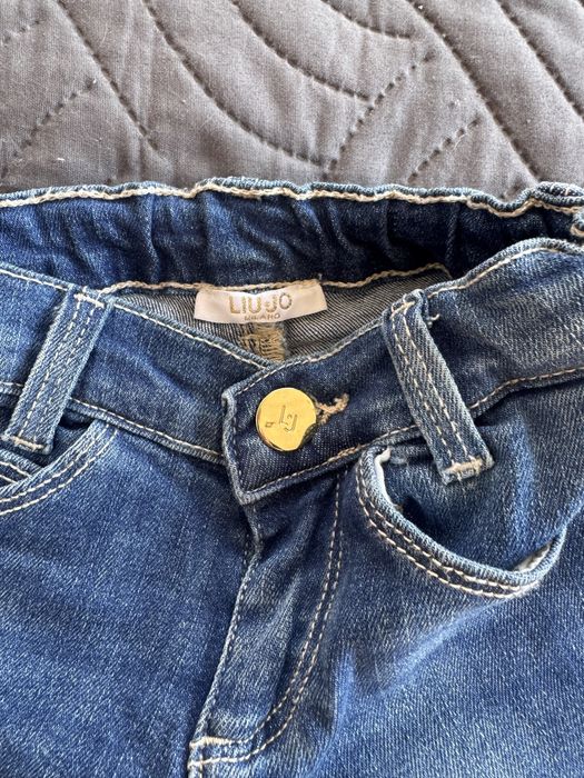 Дънкови къси панталони  на Liu -jo.Обличани  1-2пъти