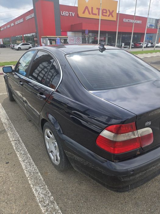 Bmw seria 3    2005