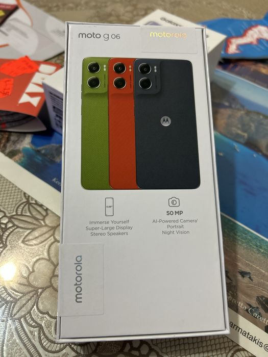 ЧИСТО НОВ, НЕРАЗОПАКОВАН смартфон Motorola Moto G06 (4GB / 256GB, Pantone Tapestry Blue) – 2 години гаранция