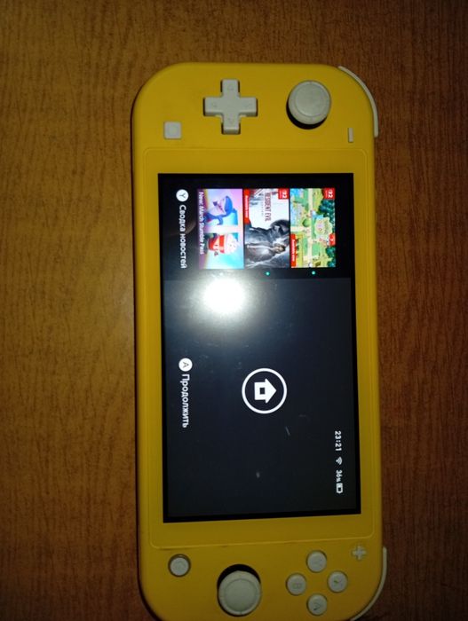 Продам почти новый Нинтендо свитч