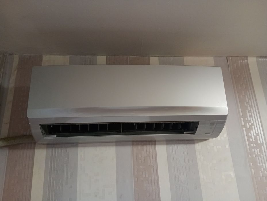 Климатик Даикин 12 ка