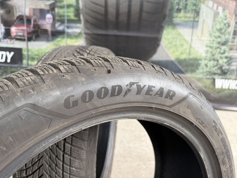 245/45/18 GOODYEAR 2бр