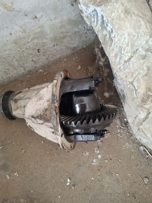 Продаётся задний редуктор ваз 011