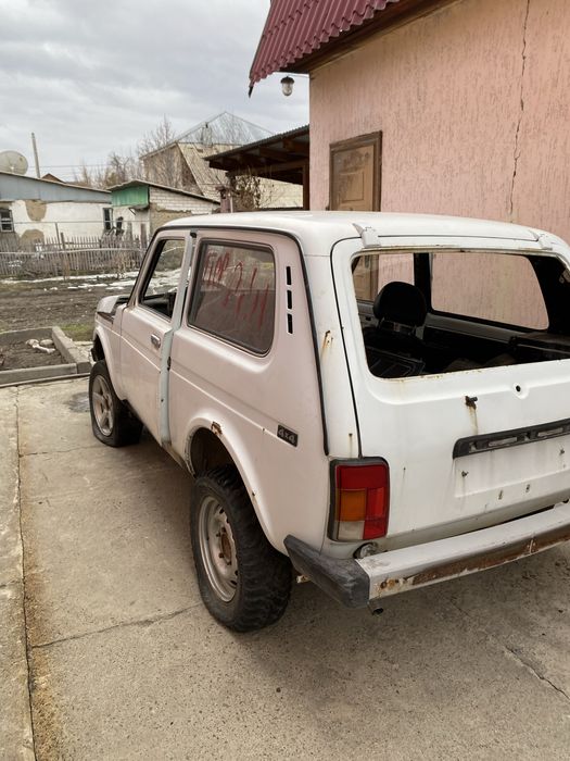 Нива 2013 года Ваз21214